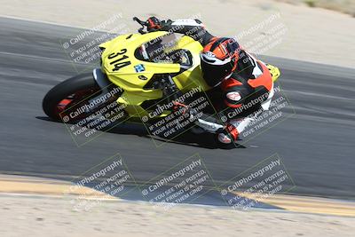 media/Apr-18-2025-CVMA Friday Practice (Fri) [[88baa45499]]/Racer 3/Session 3 (Turn 6 Inside)/